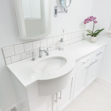 Small SE Portland Bath