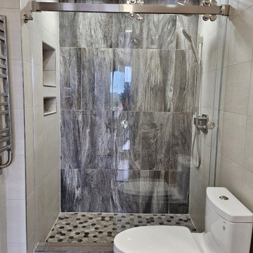 Accent Wall Bathrooms