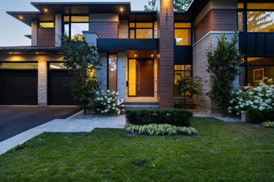Exterior home idea in Toronto