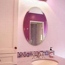 Ava's bathroom