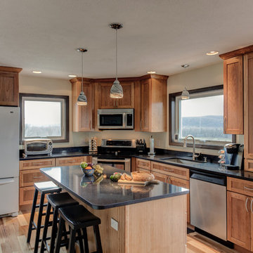Medallion Cabinets, Shaker Style Door, Cherry Wood