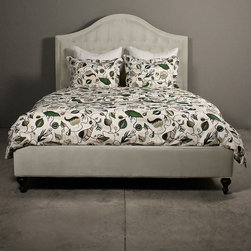 winthrop bed &ndash; queen - Beds