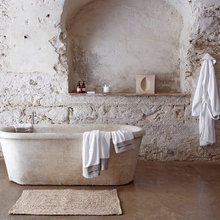 The Hedonist's Guide to Rustic Bathtubs