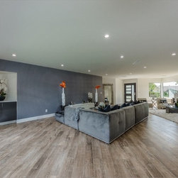 Itasca St, Northridge - Products