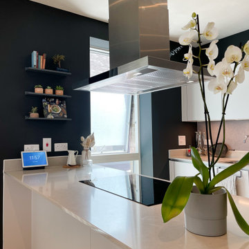 Spacious 2 Bed Duplex with an earthy colour scheme