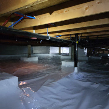 Large Crawlspace Encapsulation on a New Home