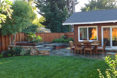 Inspiration for a contemporary landscaping in San Francisco.