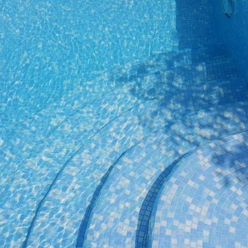 mellar pool in raanana