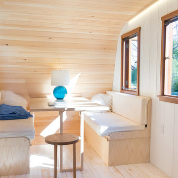 Collingwood Shepherd Hut in Timber Green