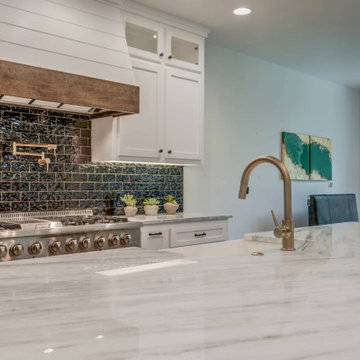 Black and White Modern Farmhouse