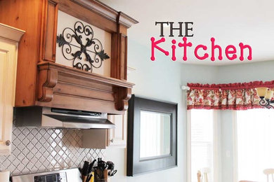 Transitional kitchen photo in Boise