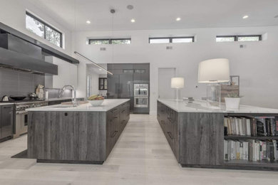 Kitchen - kitchen idea in Charlotte