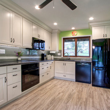 Light & Lively Kitchen Update