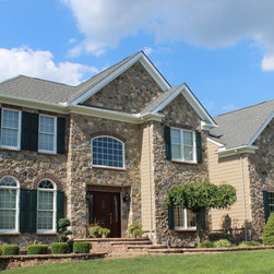 QuarryCut Stone - 50%Brown 50%Dark - Irregular 3 - Siding And Stone Veneer