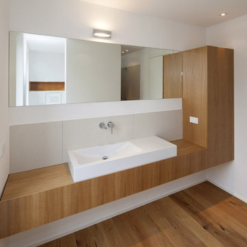 Bauhaus-Look Badezimmer