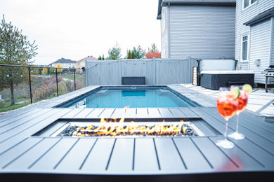 Minimalist pool photo