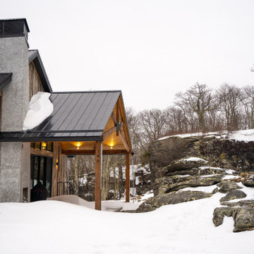Contemporary Mountaintop Escape