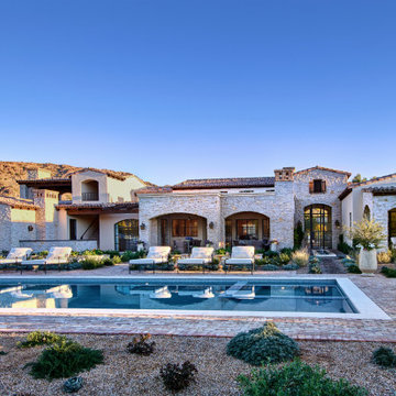 PARADISE VALLEY VILLA