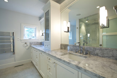 Inspiration for a transitional bathroom remodel in New York