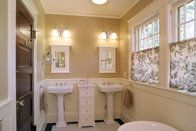 Arts and crafts bathroom photo in Other