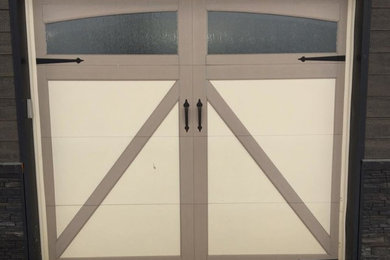 Carport - modern attached one-car carport idea in Other