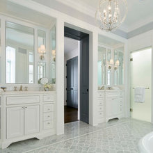 Upstairs Master Suite