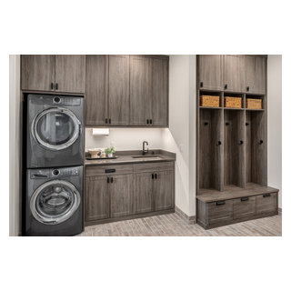 Silver Spurs - Transitional - Laundry Room - Seattle - by Enfort Homes ...