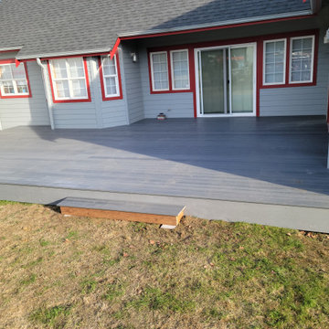Medium sized deck