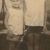 Vicki Cains foto
