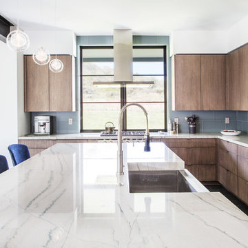 Lucky John DriveThis spacious island is completed with a beautiful, timeless Qua