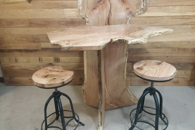 Good Wood Guys Pin Oak Bar Table