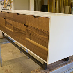 Credenza 2 - Products