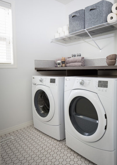 Scandinavian Laundry Room by LeAnne Bunnell Interiors Inc.