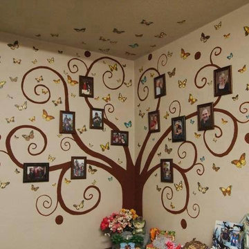 How to create a family photo wall