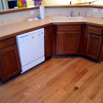 "Natural Grade" 4" wide Red Oak