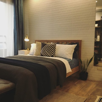BEFORE & AFTER: Tired Bedroom Transforms to Handsome Space