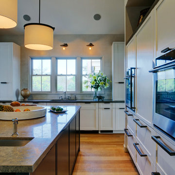 Nantucket, Massachusetts - Transitional - Sophisticated Kitchen