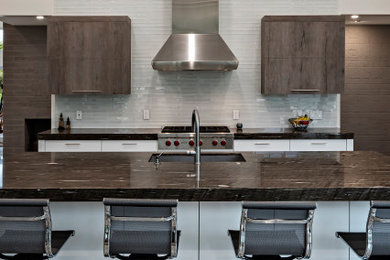 Inspiration for a contemporary kitchen remodel in Phoenix