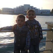 Iliko Ikio's photo