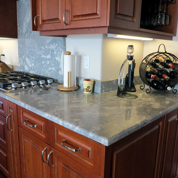 Super White Quartzite Kitchen Countertop