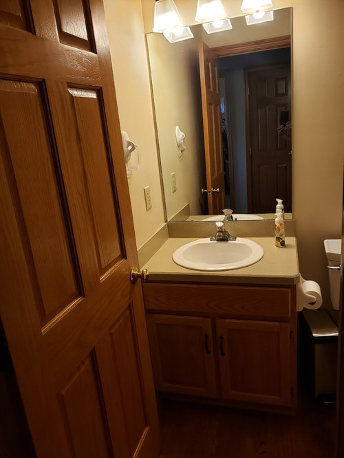 Updating a small half bath, can I use this mirror over a new vanity?