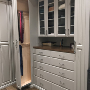 SONOMA MAN'S CLOSET