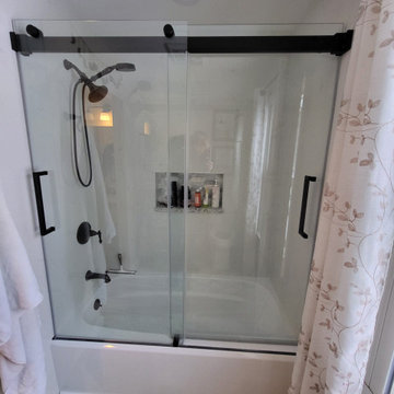 2021 Barrington, IL Bathroom Remodel