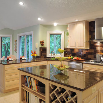 Springboro Light and Airy Kitchen