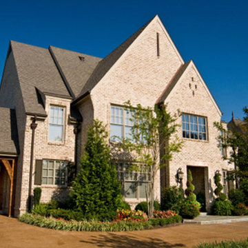 Cherokee Old Orleans Antique Home