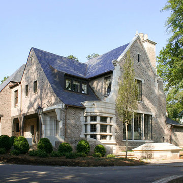 New Jacobean Tudor