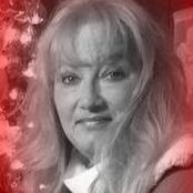 Lori Hedges Stevens's photo