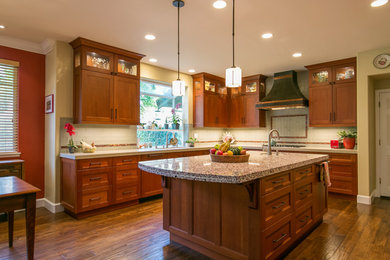 Arts and crafts kitchen photo in San Francisco