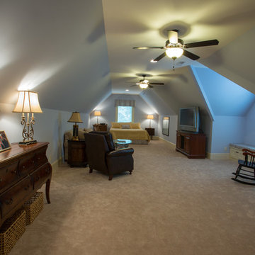 Traditional Bonus Room