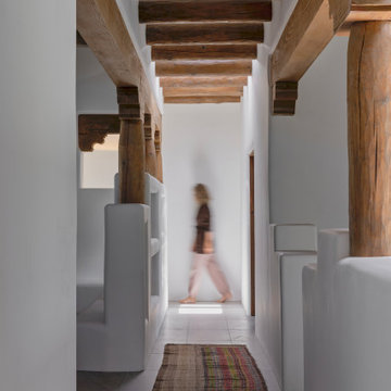 REIMAGINED PUEBLO-STYLE HOME